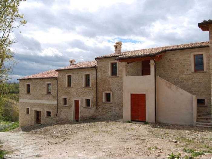 Casa con 6 locali in vendita in Massarelli, Centro, Gubbio