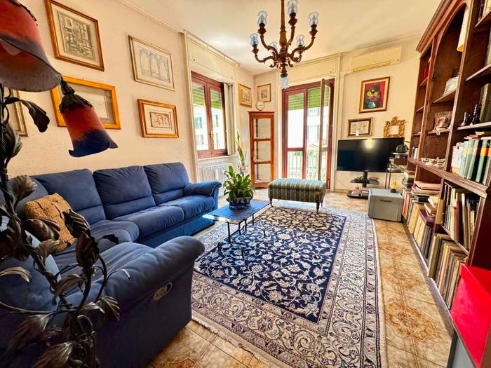 Appartamento trilocale in vendita in Via Vigevano, Navigli Darsena, Milano