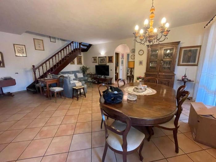 Appartamento con 6 locali in vendita in Strada Comunale di Monteverde, Fontia Fossola Fossone, Carrara