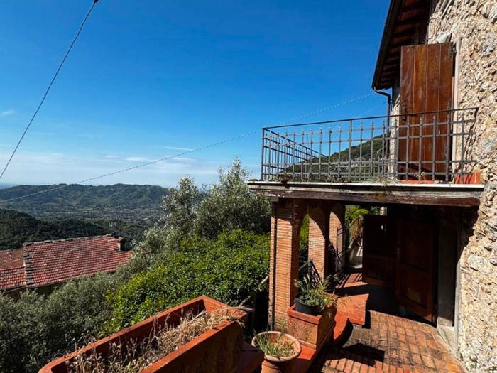 Casa con 5 locali in vendita in Via della Costa, Camaiore Paese, Camaiore