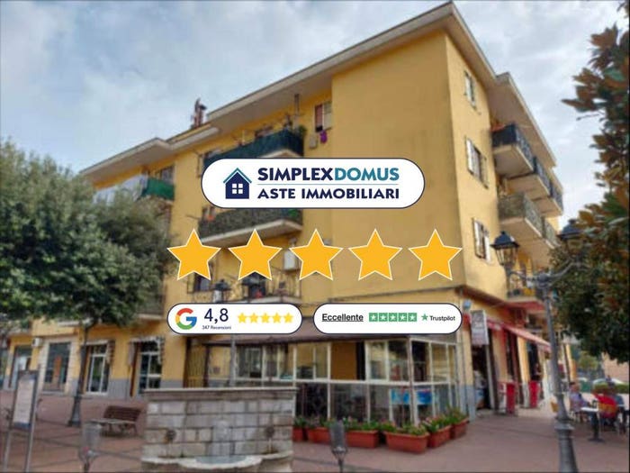 Appartamento quadrilocale in vendita in Piazza del Popolo, Mercato, Giffoni Valle Piana