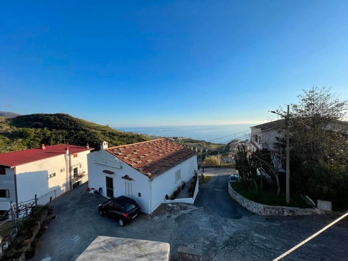 Appartamento con 5 locali in vendita in Via Filippo Renda, Centro, Belvedere Marittimo