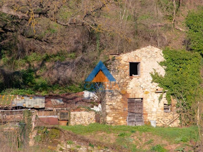 Casa bilocale in vendita in Via della Valle, Attigliano