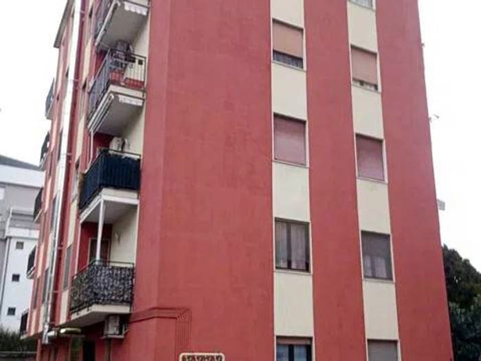 Appartamento bilocale in vendita in Via Sant'Alessandro D, Centro, Caronno Pertusella