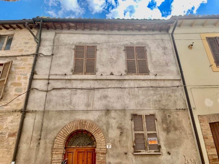 Appartamento quadrilocale in vendita in Via Farnese, Centro, Camerino