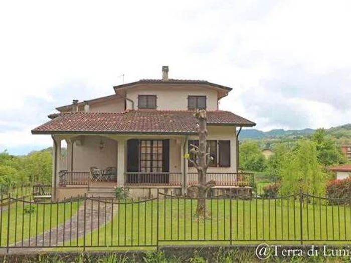 Casa con 6 locali in vendita in Via Della Repubblica, Arpiola Pianfurcano, Mulazzo