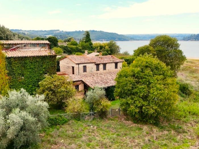 Casa con 6 locali in vendita in SS, Baschi