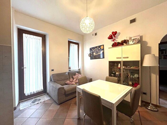 Appartamento trilocale in vendita in Via Ceneda, Re di Roma, Roma