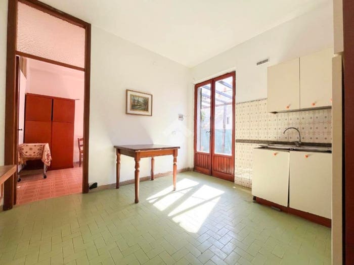 Appartamento trilocale in vendita in Via Marcello Garosi, Marina di Massa Centro, Massa