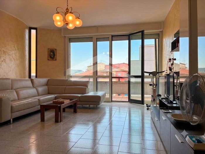 Appartamento quadrilocale in vendita in Via Pisa, Semicentro, Campobasso