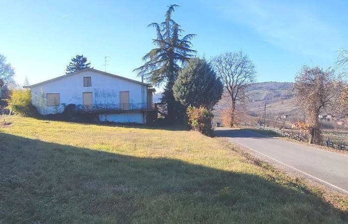 Casa con 6 locali in vendita in Golferenzo