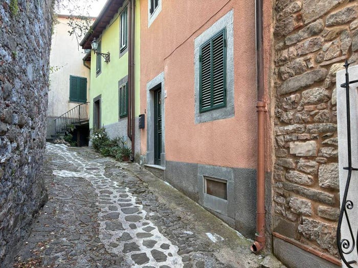 Casa con 5 locali in vendita in Via del Forte, Centro, Coreglia Antelminelli