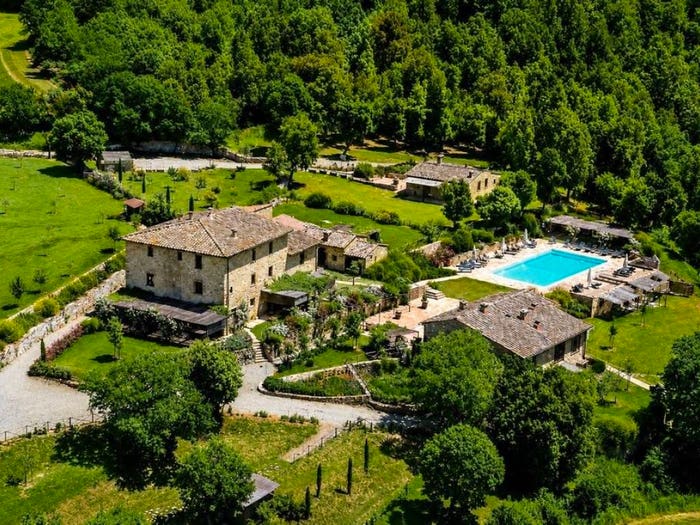 Casa con 6 locali in vendita in Casole d'Elsa