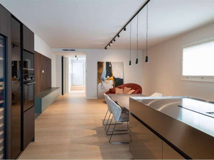 Casa quadrilocale in vendita in via paleoveneti, Centro, Montebelluna