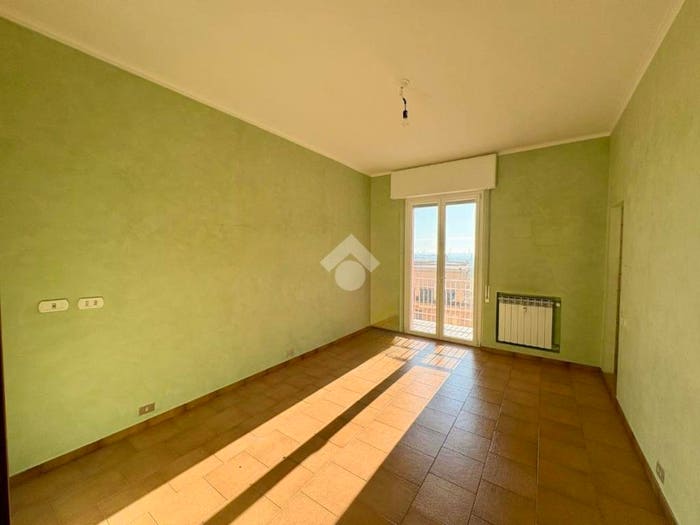 Appartamento quadrilocale in vendita in Via elsa, Cornigliano, Genova