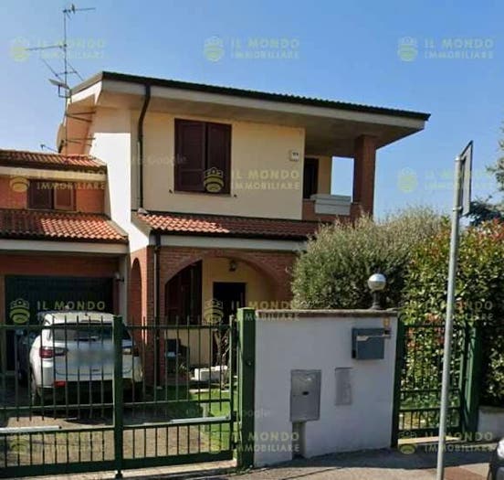 Casa quadrilocale in vendita in Via Antonio Meucci, Marudo