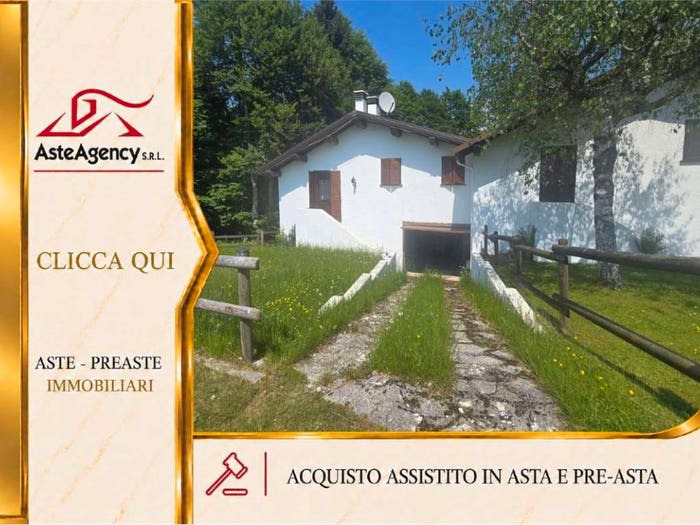 Casa quadrilocale in vendita in Via Colli Alti località San Giovanni, Solagna
