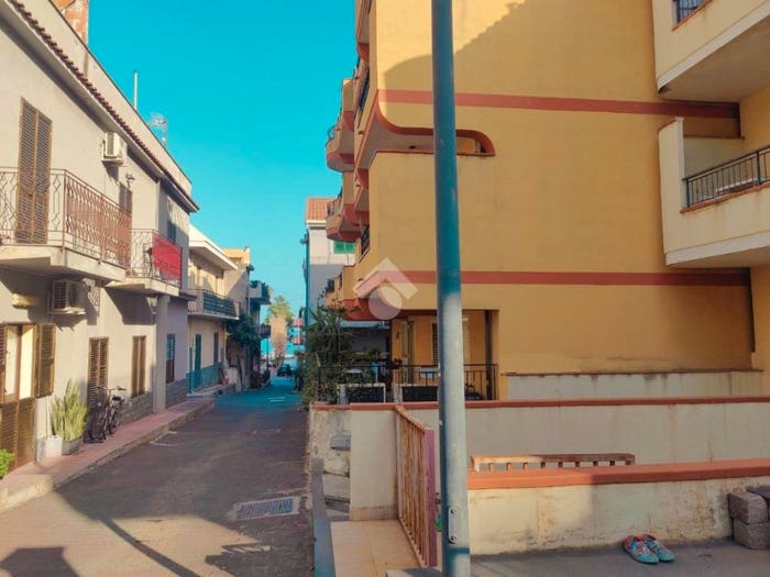 Appartamento bilocale in vendita in Via SAlessio Nuovo, Sant'Alessio Siculo
