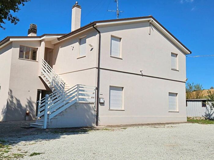 Casa con 6 locali in vendita in Contrada Santa Maria, Montegranaro
