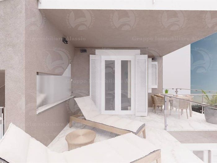 Appartamento trilocale in vendita in via flavio gioia, Centro, Alassio
