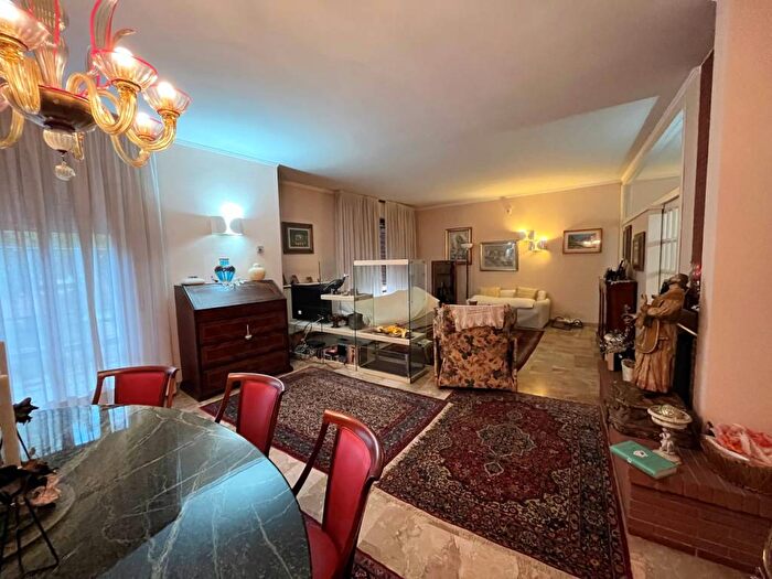 Casa con 6 locali in vendita in Poderino Trave, Fano