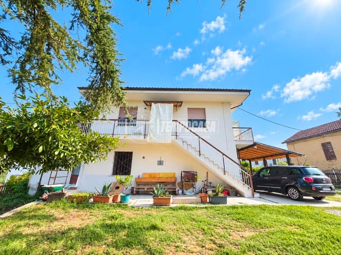 Casa quadrilocale in vendita in Frazione Barcara, Barcara, Refrancore