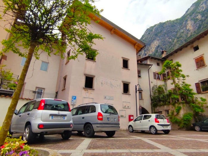 Casa con 6 locali in vendita in Piazza di San Vigilio, Santa Massenza, Vallelaghi