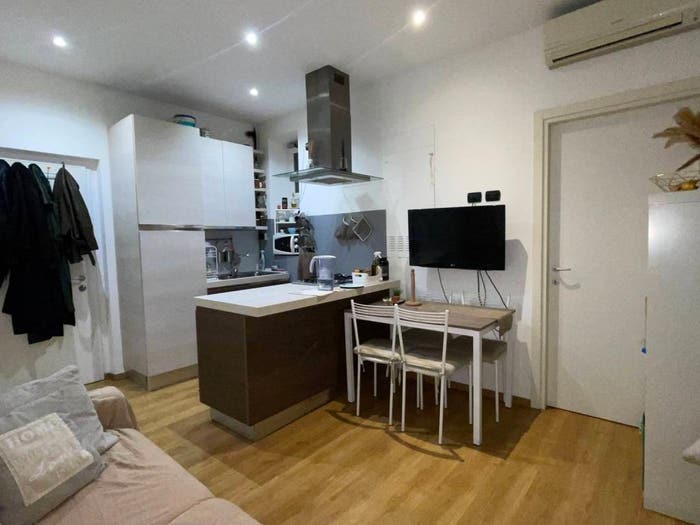 Appartamento trilocale in vendita in Via Corsico, Navigli Darsena, Milano