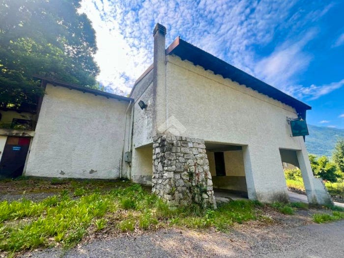 Casa monolocale in vendita in Via santi ippolito e cassiano, Centro, Edolo