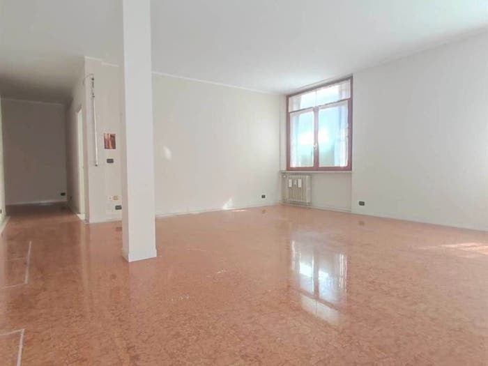 Appartamento con 6 locali in vendita in Centro Storico, Parma