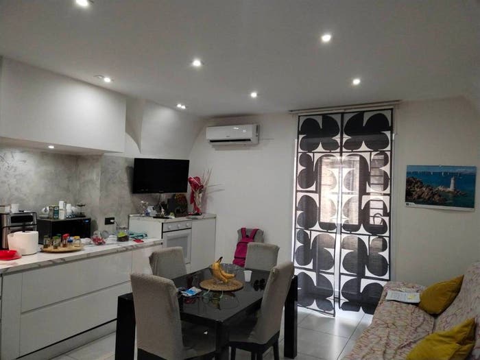 Appartamento con 5 locali in vendita in Piazza Crocifisso Majorana, Palestro, Catania