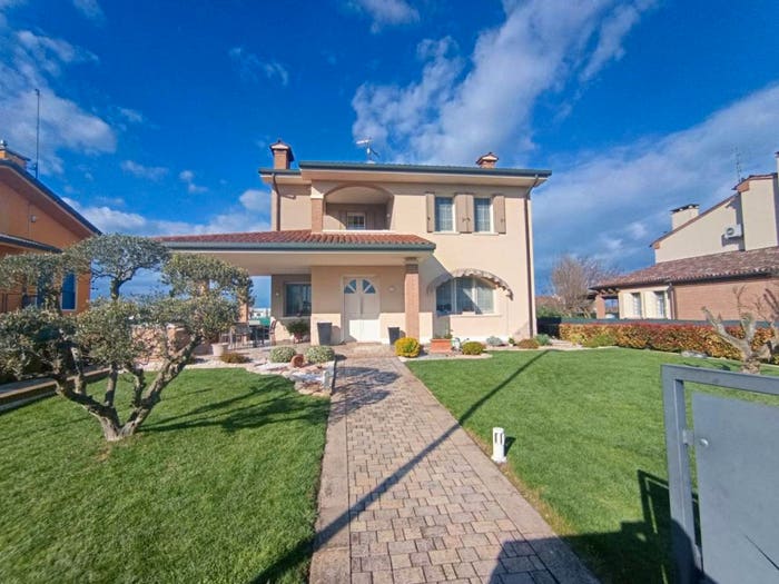 Casa quadrilocale in vendita in Cicogna, Roveredo di Guà
