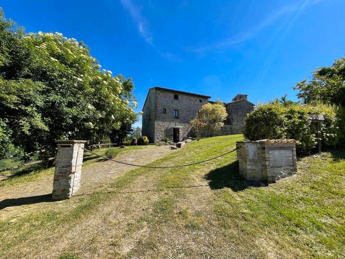 Casa con 6 locali in vendita in Vocabolo Fagnille, Apecchio