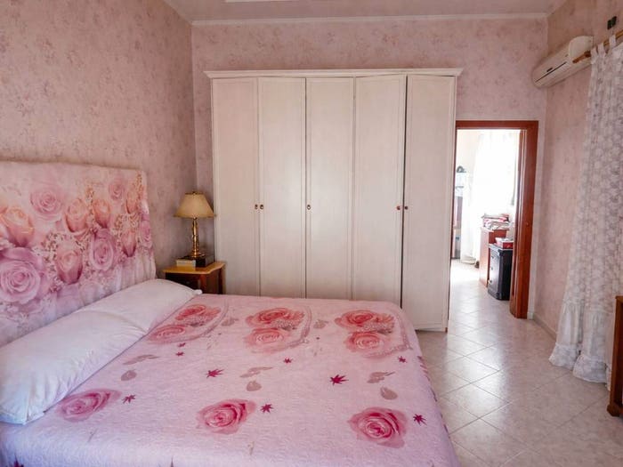 Appartamento bilocale in vendita in Via Michele Tenore, San Carlo All'Arena, Napoli