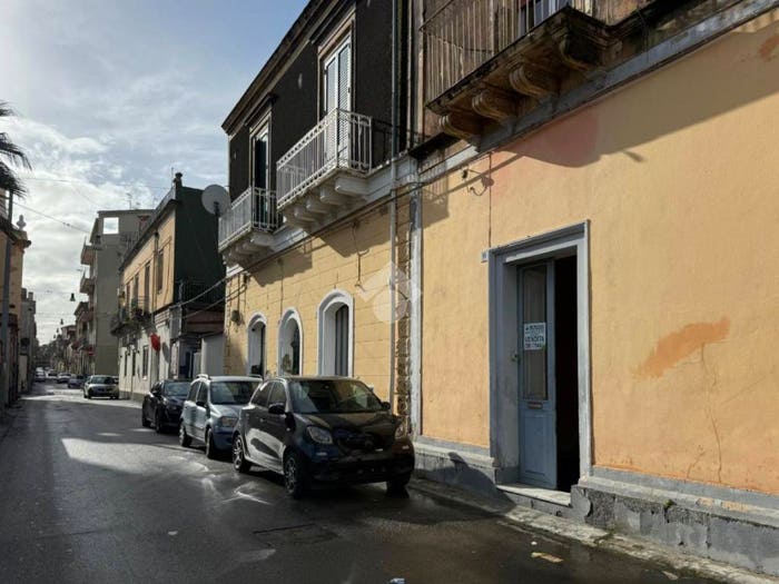Casa trilocale in vendita in Via Liberta, Centro, Riposto