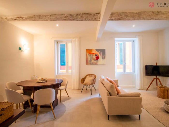 Appartamento quadrilocale in vendita in Via Giuseppe Garibaldi, Centro, Camogli