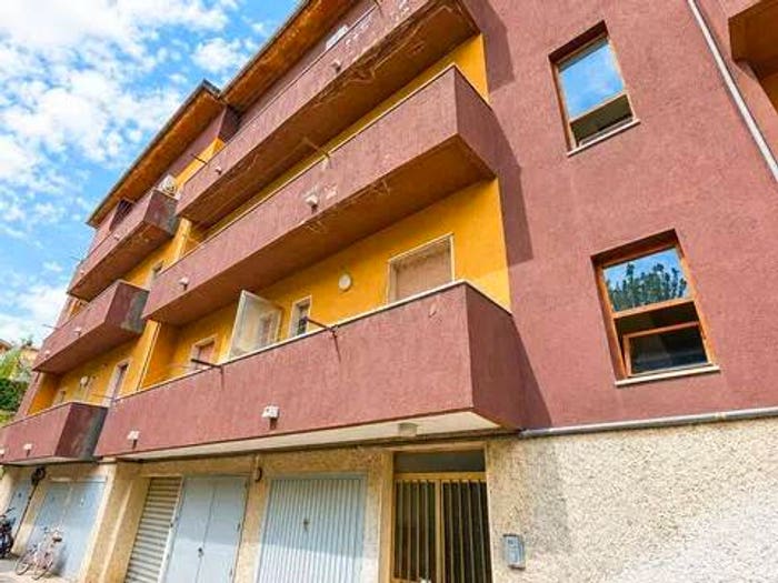 Appartamento con 6 locali in vendita in Via Giovanni Xxiii, Centro, Bussi sul Tirino