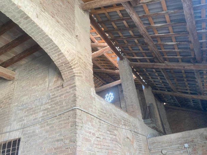 Casa con 6 locali in vendita in via Francesco Crispi, Gattatico