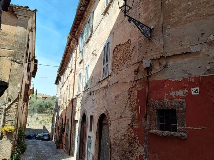 Appartamento quadrilocale in vendita in Via Consolare, Centro, Ferentino