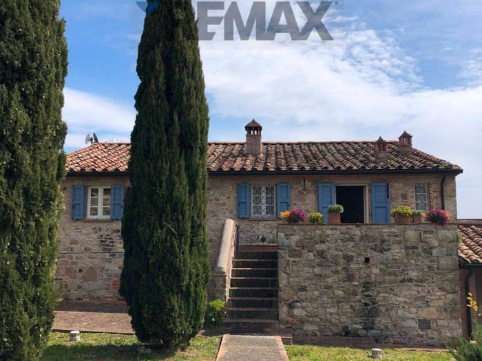 Casa con 6 locali in vendita in Monteverdi Marittimo