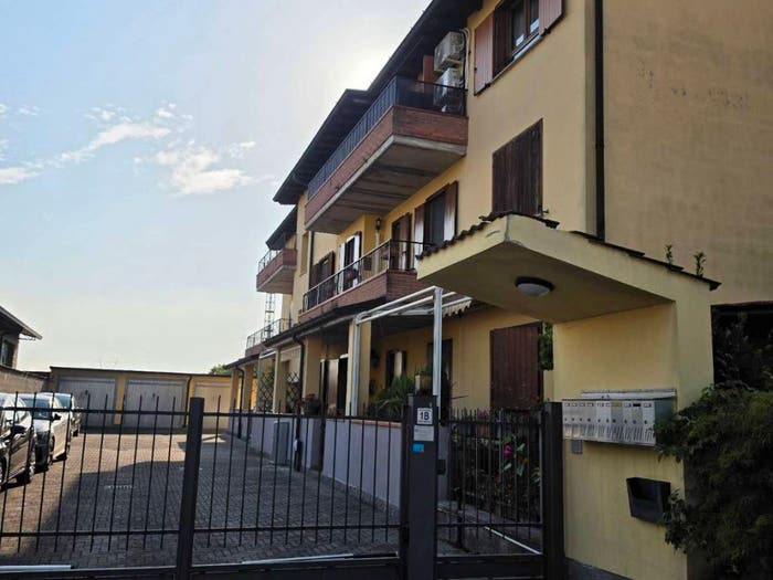 Appartamento trilocale in vendita in via Pascoli, Centro, Crespiatica