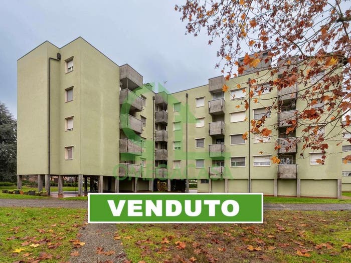 Appartamento trilocale in vendita in Via Alcide De Gasperi, Centro, Casalpusterlengo