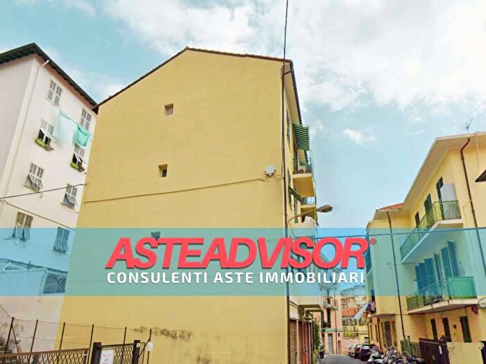Appartamento quadrilocale in vendita in Via Canepa, Ospedale, Sanremo