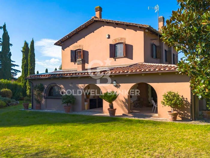 Casa con 6 locali in vendita in Strada Monte Bianchello, Colle Farnese, Nepi