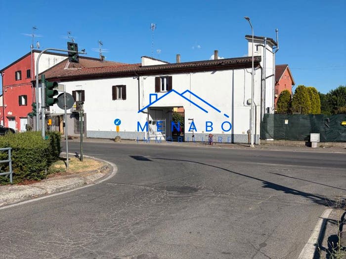 Casa con 6 locali in vendita in Strada Acqui, Cabanette, Alessandria