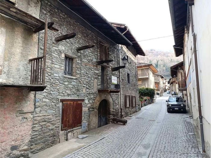 Appartamento quadrilocale in vendita in BORGO, Borgo, Montjovet