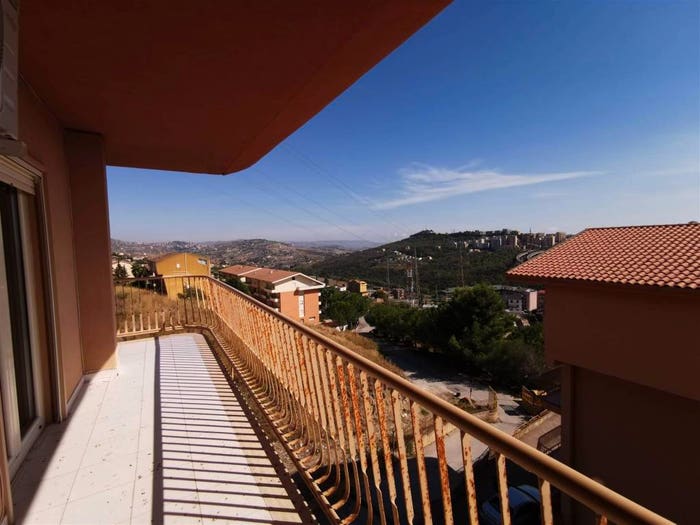 Appartamento quadrilocale in vendita in Via Rolando Lanari, Serraferlicchio Montaperto Giardina Gallotti, Agrigento