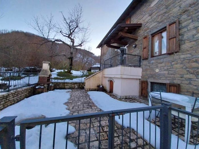 Casa trilocale in vendita in Via di Pignoli e Valli, Baragazza, Castiglione dei Pepoli