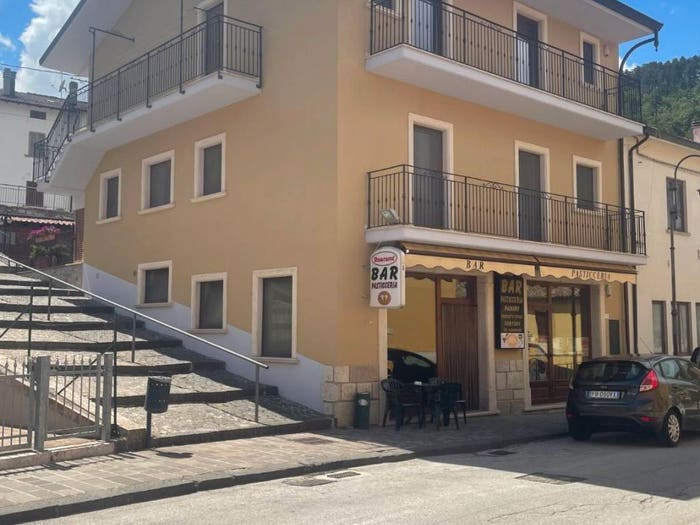 Casa con 6 locali in vendita in Via San Rocco, San Pietro Avellana
