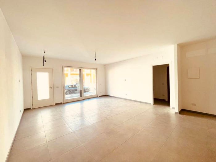 Appartamento quadrilocale in vendita in Via Caterina Bon Brenzoni, Centro, Mozzecane